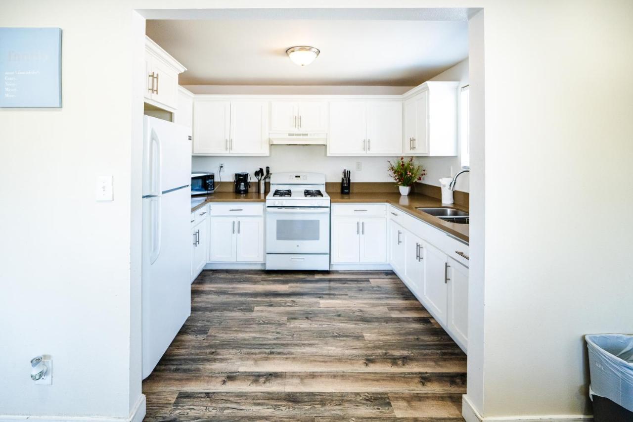 Spacious 5 Bedroom 3 Bath Modern Home By Downtown La With Parking Лос-Анджелес Экстерьер фото