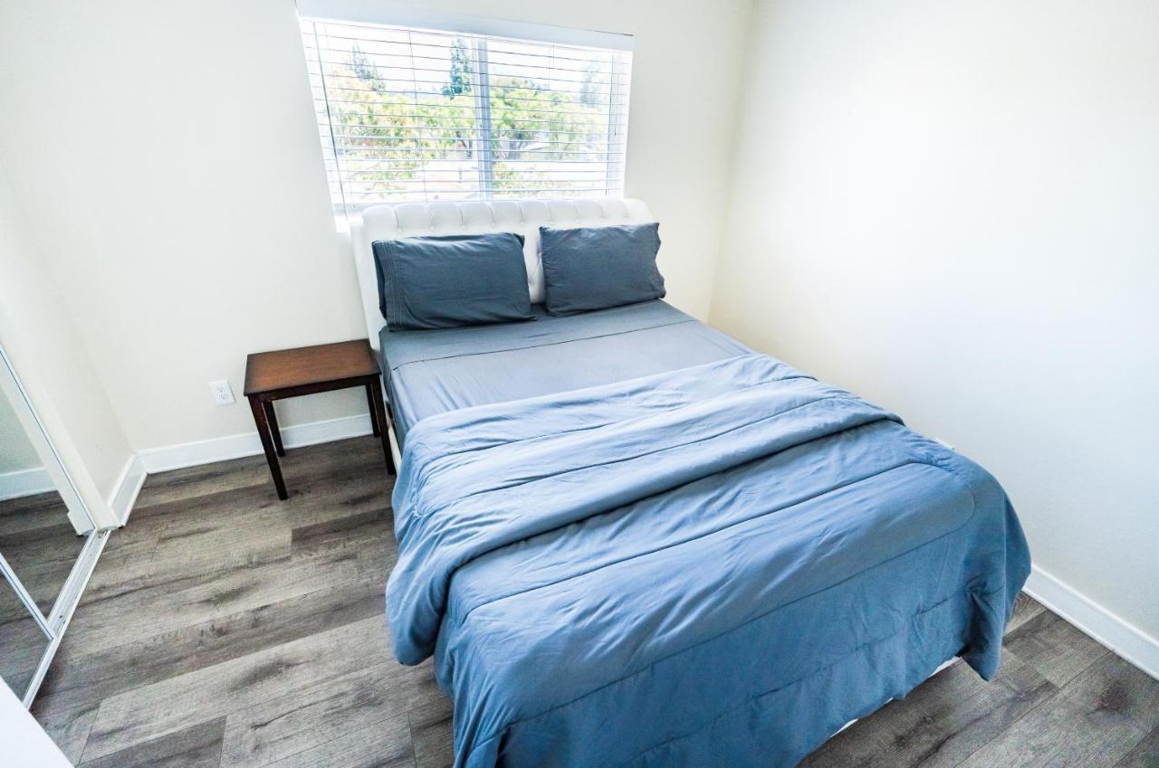 Spacious 5 Bedroom 3 Bath Modern Home By Downtown La With Parking Лос-Анджелес Экстерьер фото